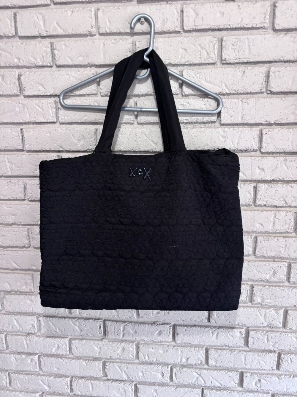 Betsey Johnson Black Quilted Skull Print Zip Tote Shoulder Bag, Trolly Sleeve